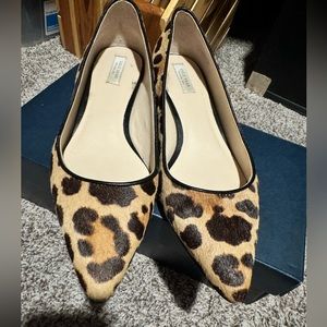Cole Haan Leopard print flats in great condition. Size 7
